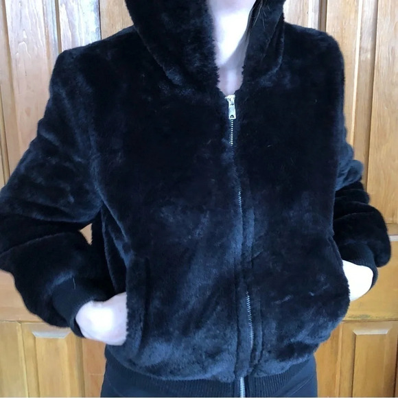 Faux  Fur Bomber Jacket - Picture 15 of 15